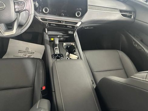 Used 2025 Lexus RX 350 AWD image 29