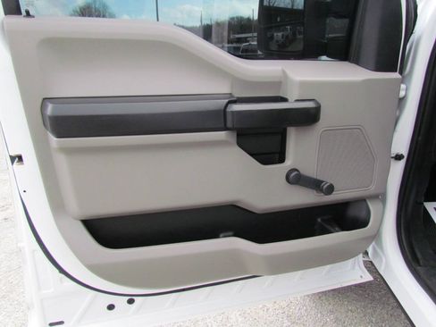 Used 2018 Ford F450 XL w/ XL Value Package AWD/4WD image 11