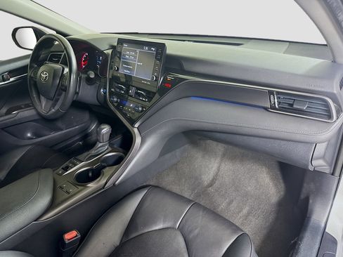 Used 2023 Toyota Camry XSE image 30