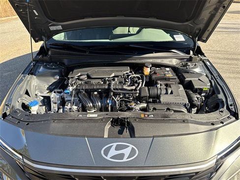 New 2026 Hyundai Elantra Sport image 18