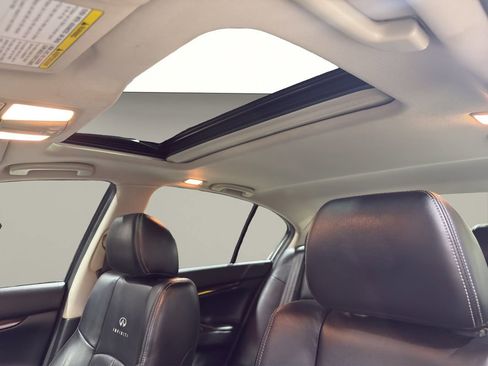 Used 2013 INFINITI G37 w/ Premium Pkg image 24