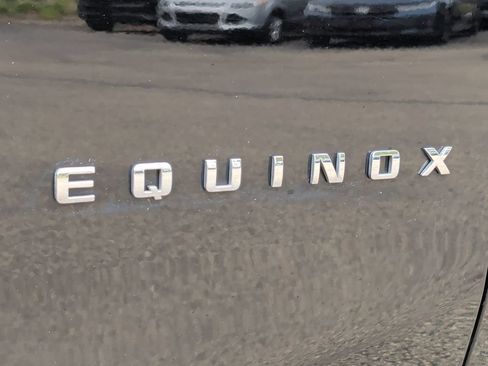 Used 2018 Chevrolet Equinox LT AWD/4WD image 41