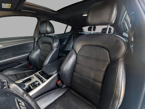 Used 2018 Kia Stinger GT2 RWD image 21