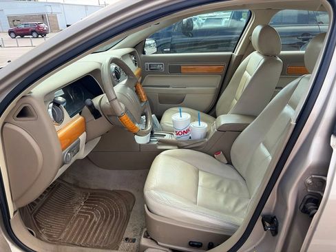 Used 2007 Lincoln MKZ FWD image 5