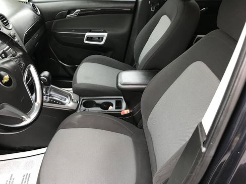 Used 2014 Chevrolet Captiva Sport LS image 10