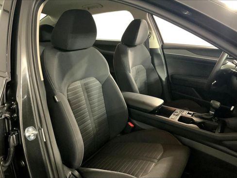 Certified 2025 Kia K5 LXS FWD image 7