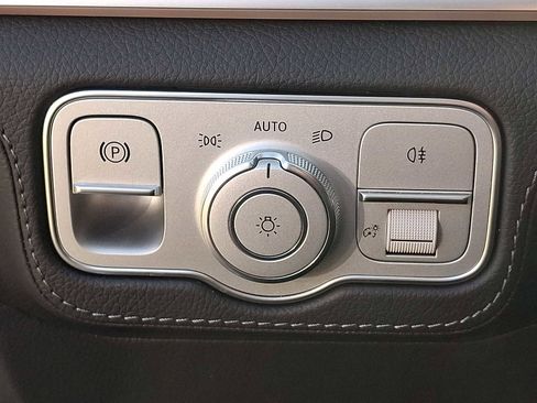 Used 2026 Mercedes-Benz GLE 450 4MATIC image 21