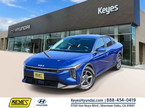 Used 2025 Kia K4 FWD image 1