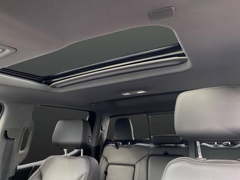 Used 2020 GMC Sierra 1500 SLT w/ SLT Premium Plus Package image 7