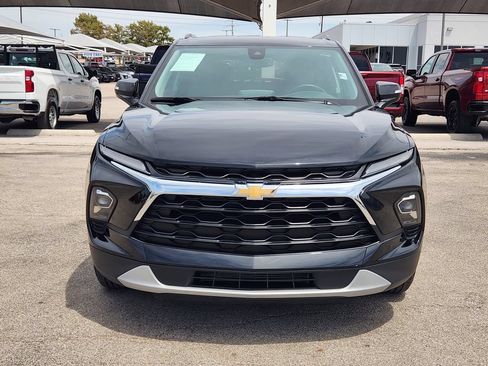 Used 2024 Chevrolet Blazer LT w/ LPO, Floor Liner Package FWD image 2