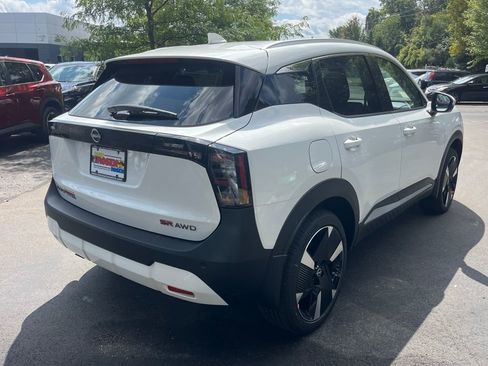 New 2025 Nissan Kicks SR w/ SR Premium Package image 5