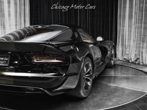 Used 2014 SRT Viper GTS w/ GTS Laguna Interior Package RWD image 36