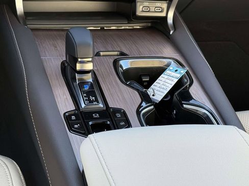 Used 2024 Lexus RX 350 AWD image 21