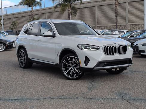 Certified 2024 BMW X3 xDrive30i w/ Premium Package w/ZPA image 2