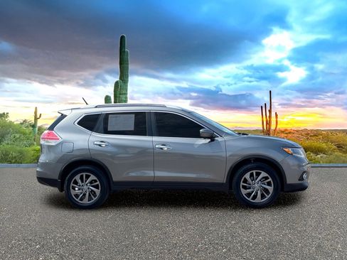 Used 2016 Nissan Rogue SL FWD image 6