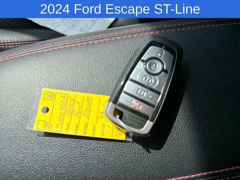 Used 2024 Ford Escape ST-Line w/ Tech Pack #1 AWD/4WD image 21