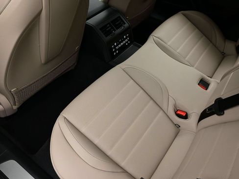 Certified 2026 Porsche Panamera 4 AWD/4WD image 15
