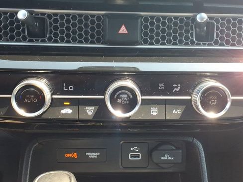 Used 2024 Honda Civic Sport image 8