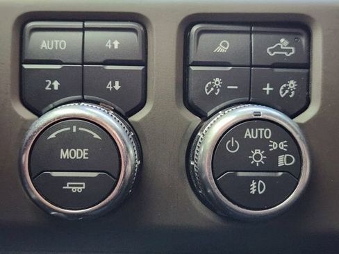 Used 2024 GMC Sierra 1500 Denali w/ Technology Package AWD/4WD image 20
