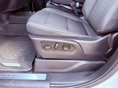 Used 2024 GMC Sierra 1500 Elevation image 30