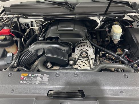 Used 2014 Chevrolet Tahoe LT image 25