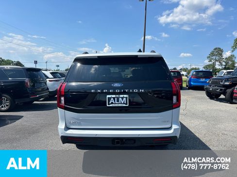 Used 2025 Ford Expedition Max Active AWD/4WD image 7