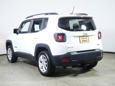 Used 2015 Jeep Renegade Latitude w/ Cold Weather Group II image 5
