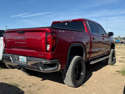 Used 2020 GMC Sierra 1500 SLE w/ SLE Value Package AWD/4WD image 4