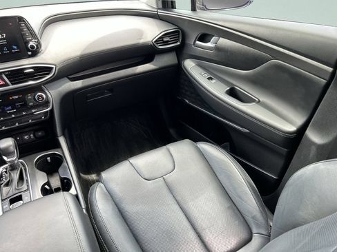Used 2019 Hyundai Santa Fe FWD image 18
