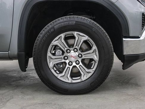 Used 2024 GMC Sierra 1500 SLT AWD/4WD image 11