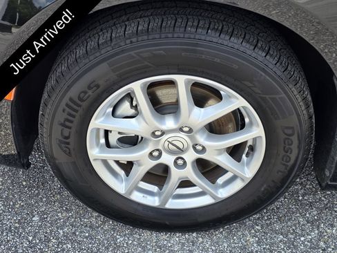 Used 2023 Chrysler Pacifica Touring-L FWD image 35