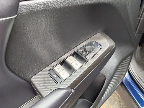 Used 2024 Mitsubishi Outlander SE Black Edition FWD image 9