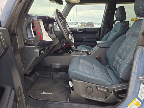 Used 2023 Ford Bronco Heritage Edition image 9