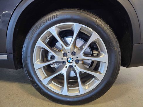 Used 2023 BMW X5 xDrive40i w/ Luxury Seating Package image 8