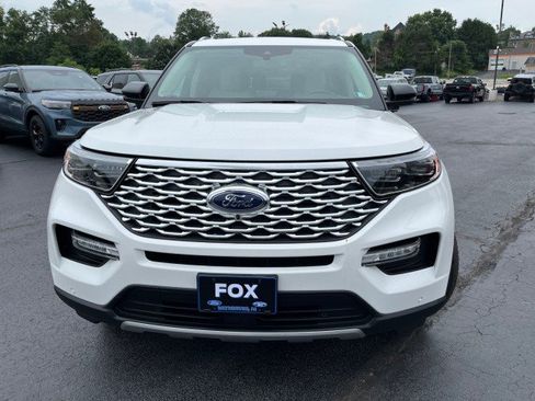 Certified 2024 Ford Explorer Platinum w/ Technology Package AWD/4WD image 10