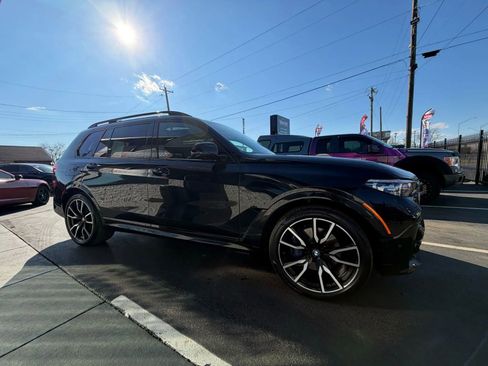 Used 2019 BMW X7 xDrive50i w/ M Sport Package image 17
