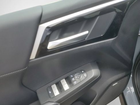 New 2026 Mitsubishi Outlander AWD image 14