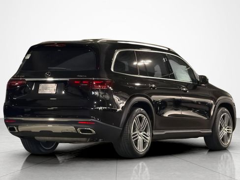 New 2026 Mercedes-Benz GLS 450 4MATIC image 5