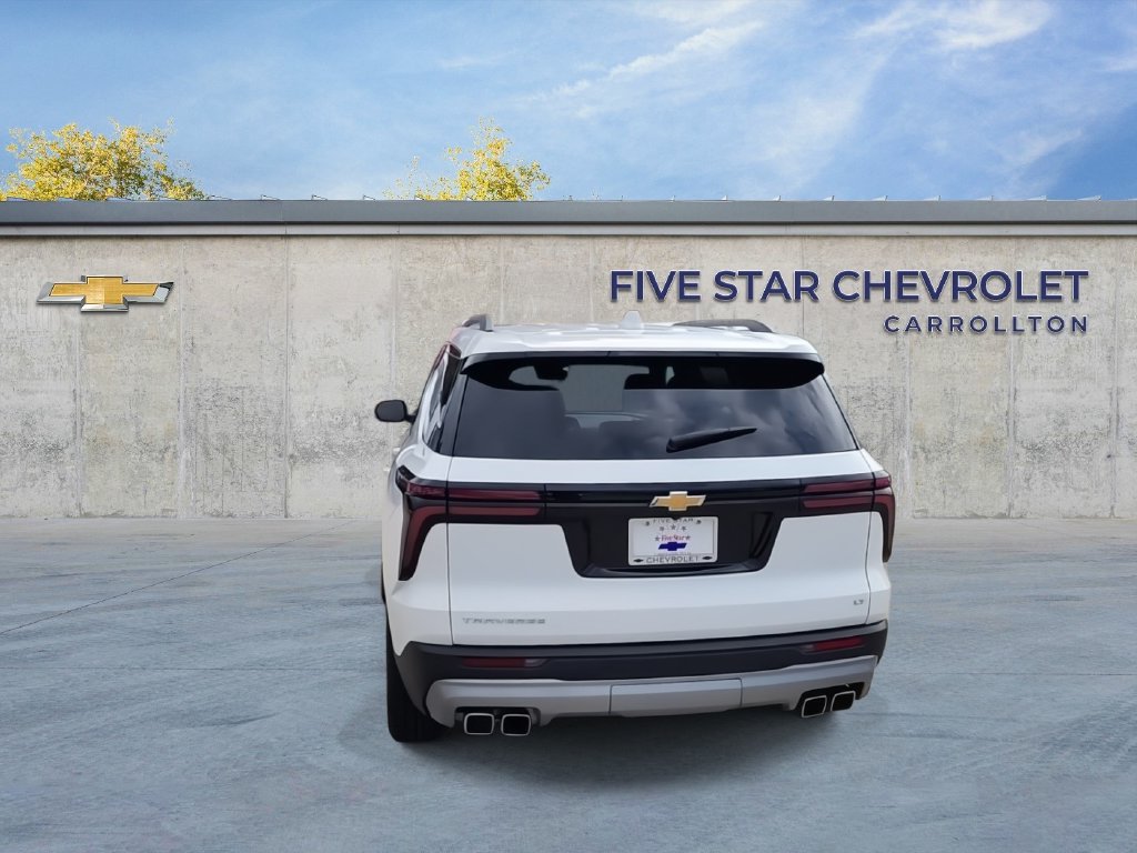 Used 2024 Chevrolet Traverse LT FWD image 7
