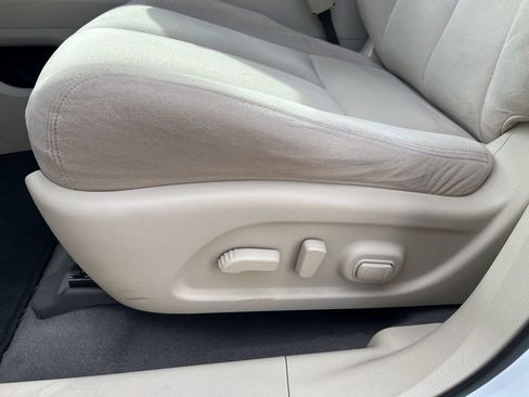 Used 2017 Nissan Murano SV image 53