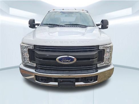 Used 2019 Ford F350 XL w/ XL Value Package image 5
