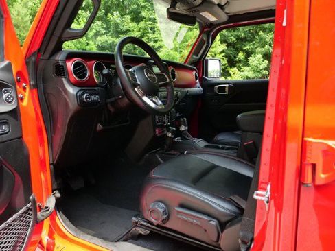 Used 2022 Jeep Gladiator Rubicon w/ LED Lighting Group AWD/4WD image 23