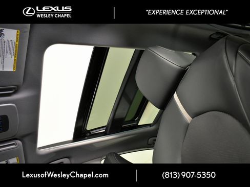 Used 2022 Toyota Camry XSE image 38