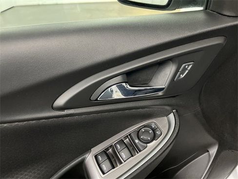 Used 2024 Chevrolet Malibu LT image 78