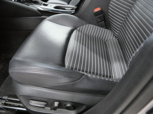 Certified 2021 Toyota Corolla XSE image 21