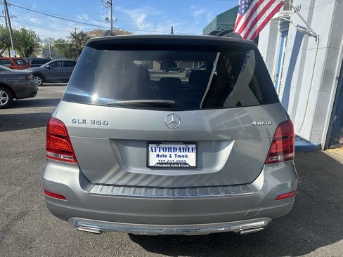 Used 2013 Mercedes-Benz GLK 350 4MATIC image 9