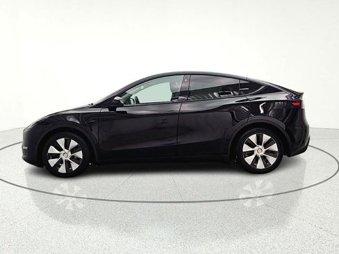 Used 2023 Tesla Model Y Long Range image 6