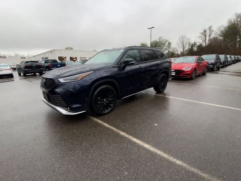 Certified 2025 Toyota Highlander XSE image 7