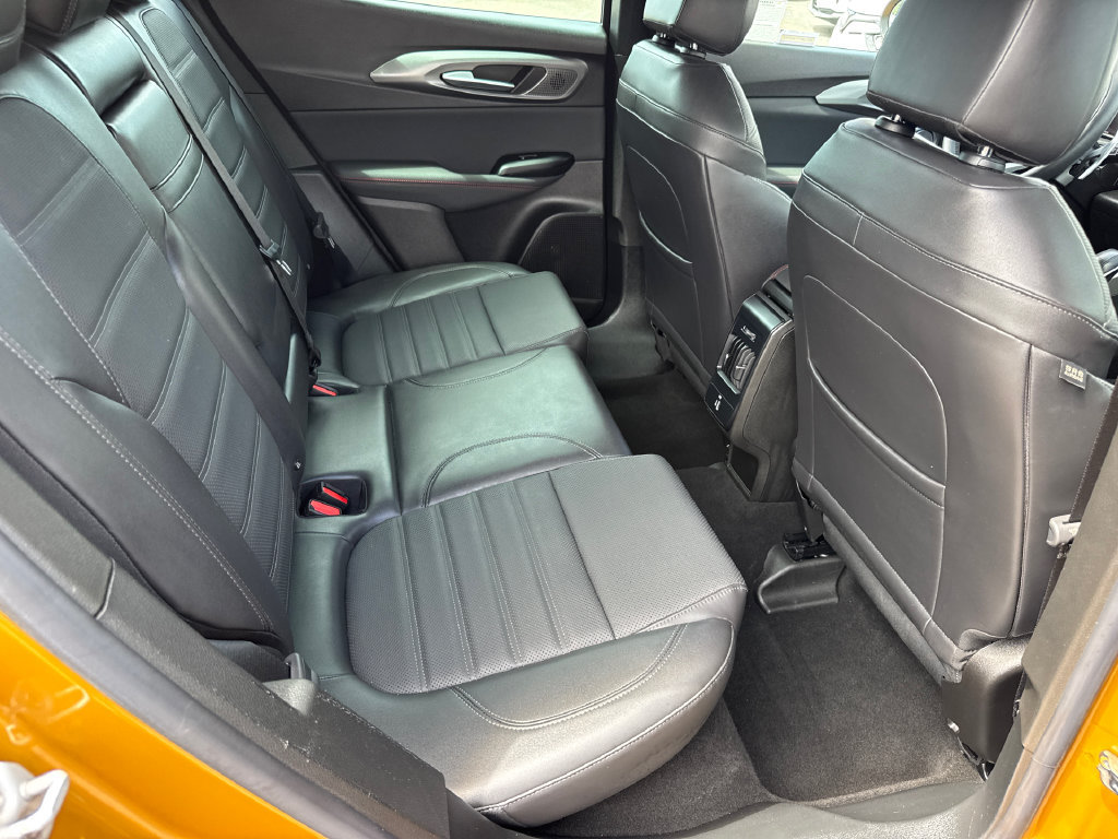 Used 2024 Dodge Hornet R/T Plus w/ R/T Blacktop Package AWD/4WD image 17