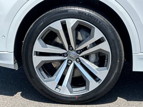 Used 2020 Audi Q8 Premium Plus w/ Premium Plus Package AWD/4WD image 33